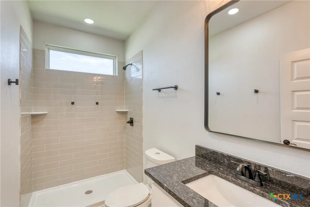 101 Olympia Hills Court Kingsland, TX 78639
