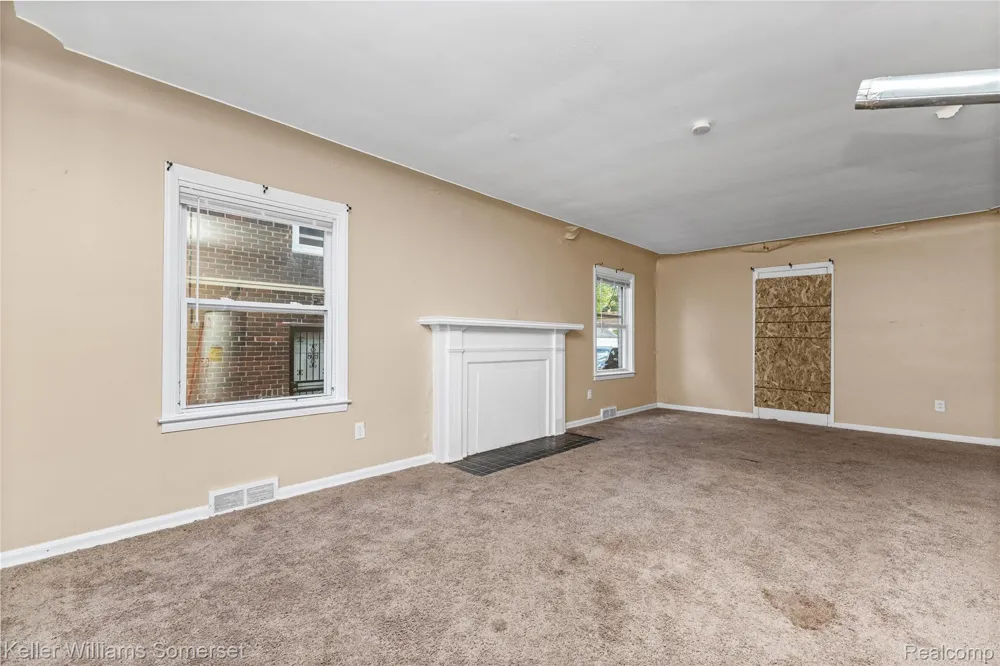 15470 Mapleridge Street Detroit City, MI 48205
