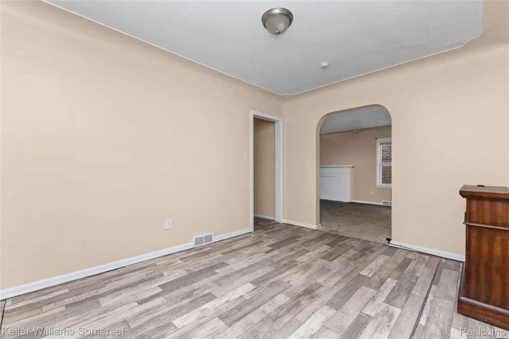 15470 Mapleridge Street Detroit City, MI 48205