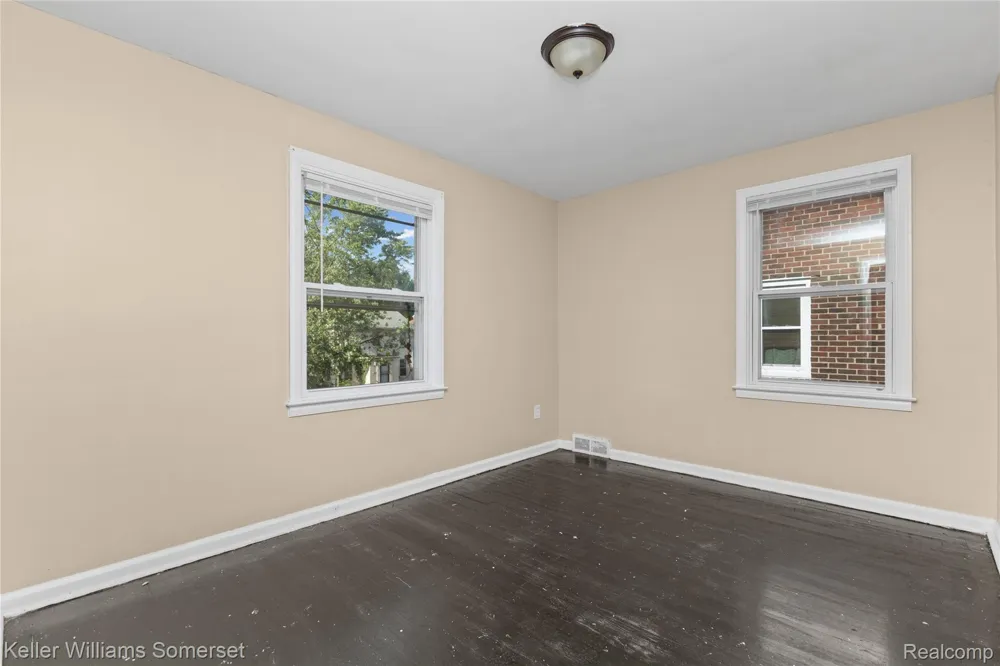 15470 Mapleridge Street Detroit City, MI 48205
