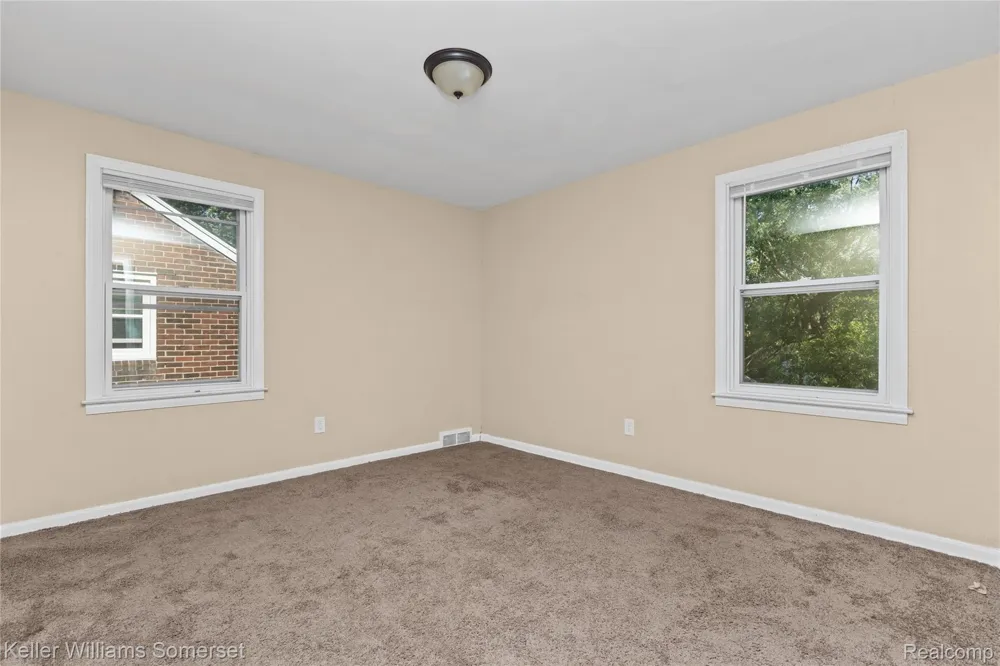 15470 Mapleridge Street Detroit City, MI 48205