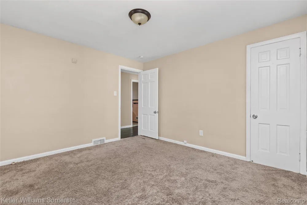 15470 Mapleridge Street Detroit City, MI 48205