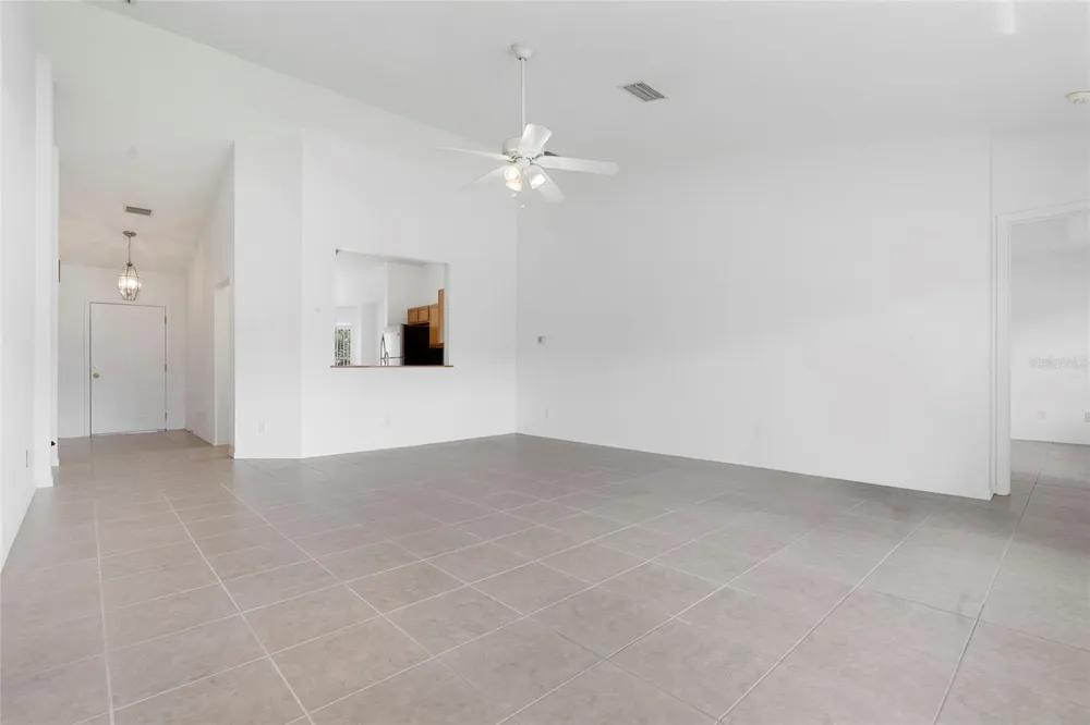 6412 LAURELWOOD DRIVE Zephyrhills, FL 33542