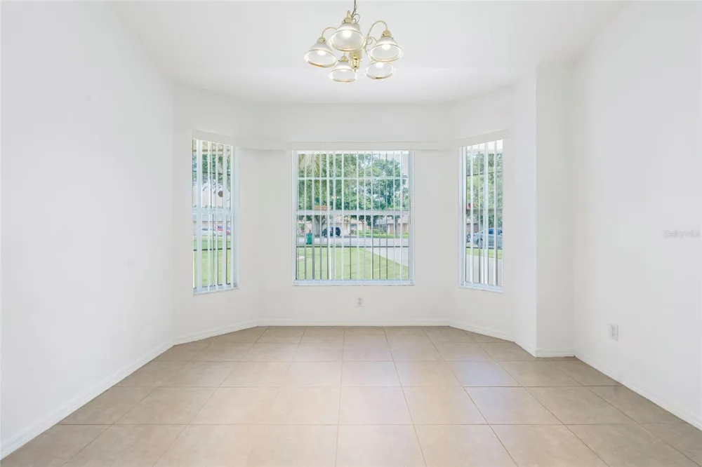 6412 LAURELWOOD DRIVE Zephyrhills, FL 33542