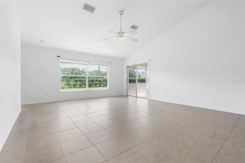 6412 LAURELWOOD DRIVE Zephyrhills, FL 33542