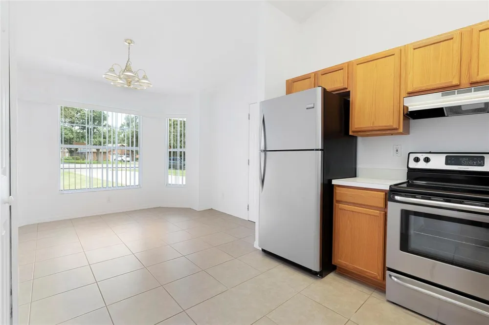 6412 LAURELWOOD DRIVE Zephyrhills, FL 33542