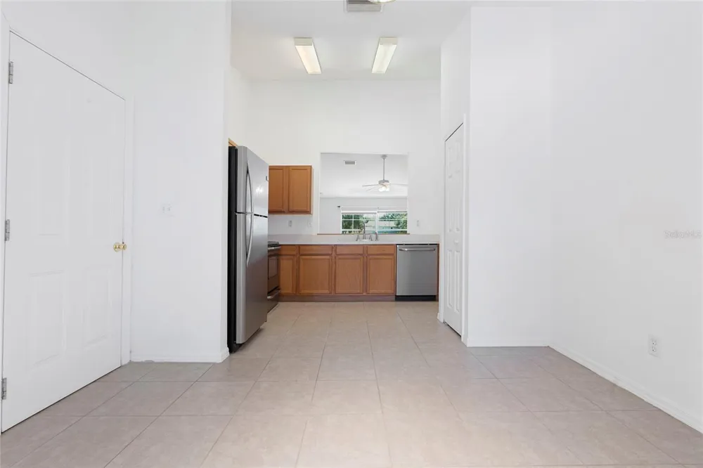 6412 LAURELWOOD DRIVE Zephyrhills, FL 33542