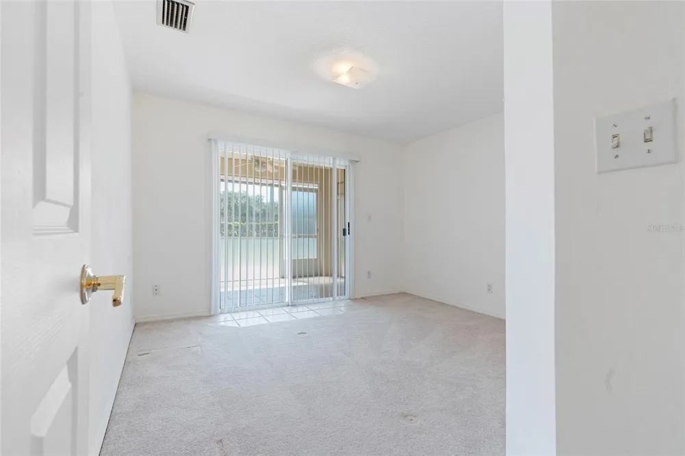6412 LAURELWOOD DRIVE Zephyrhills, FL 33542