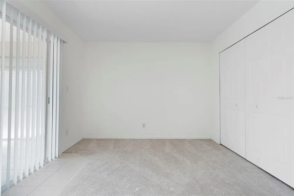 6412 LAURELWOOD DRIVE Zephyrhills, FL 33542