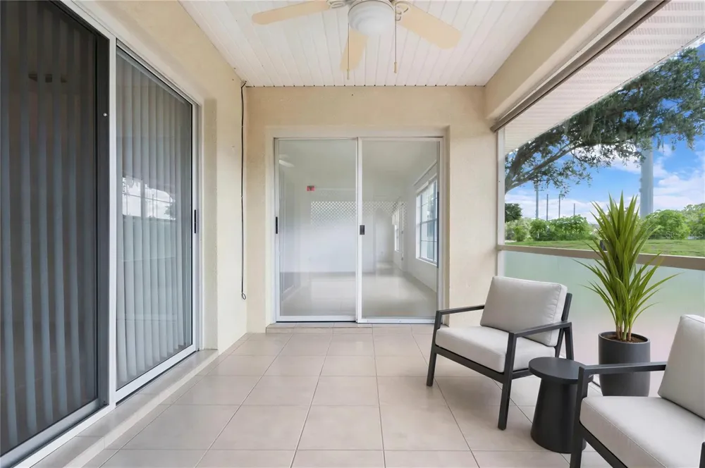 6412 LAURELWOOD DRIVE Zephyrhills, FL 33542