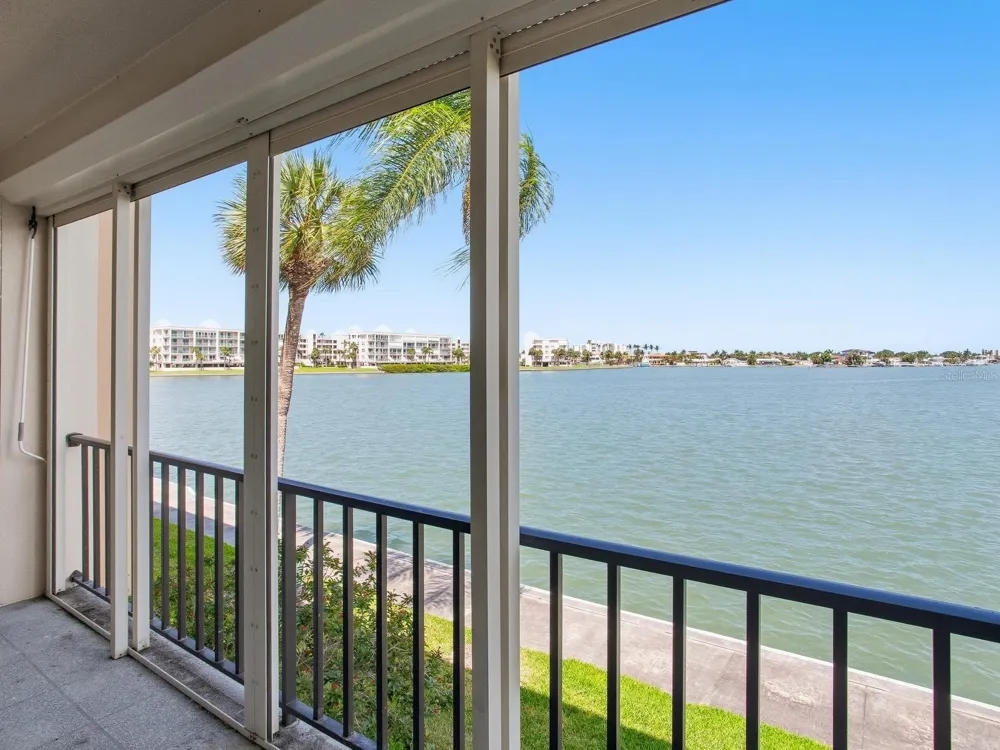 7920 SUN ISLAND DRIVE S #202 South Pasadena, FL 33707