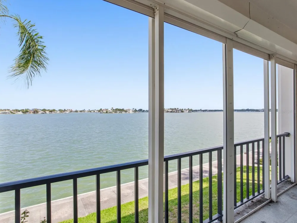 7920 SUN ISLAND DRIVE S #202 South Pasadena, FL 33707