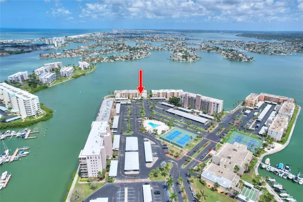 7920 SUN ISLAND DRIVE S #202 South Pasadena, FL 33707