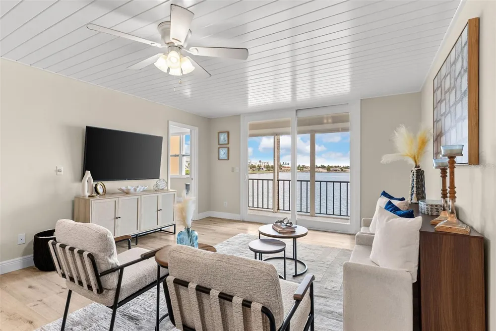 7920 SUN ISLAND DRIVE S #202 South Pasadena, FL 33707