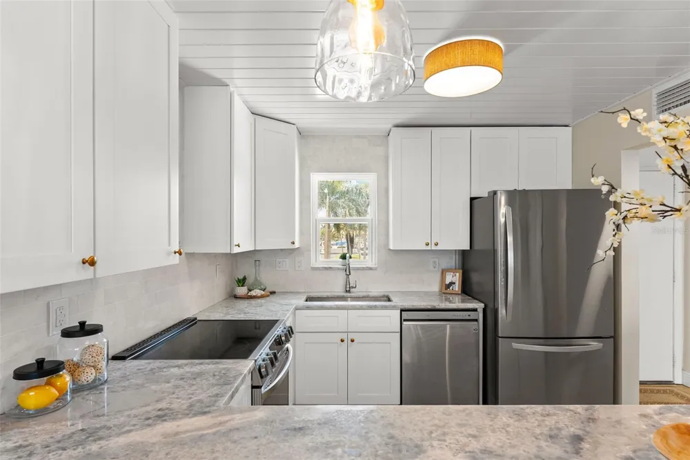 7920 SUN ISLAND DRIVE S #202 South Pasadena, FL 33707