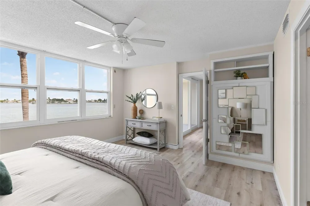 7920 SUN ISLAND DRIVE S #202 South Pasadena, FL 33707