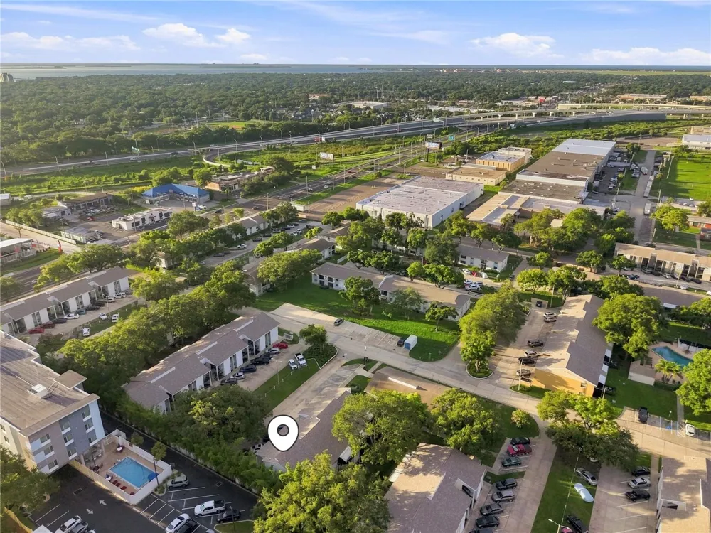 3807 OAK DRIVE #D41 Tampa, FL 33611