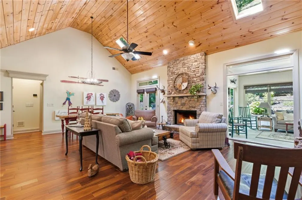 44 Shetland Trace Big Canoe, GA 30143