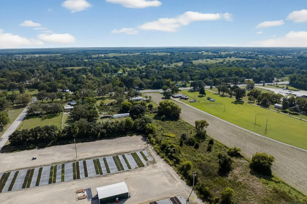1800 W Frank Street Grand Saline, TX 75140