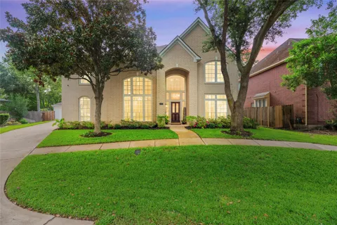 3806 Westall Lane