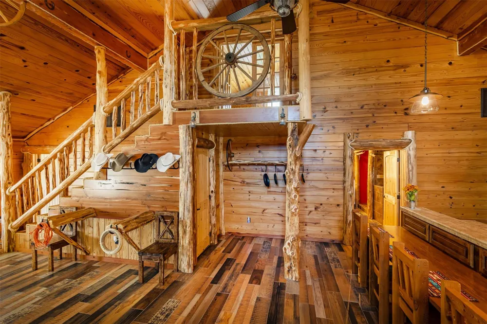 508 Hubert Cryer Road Zavalla, TX 75980