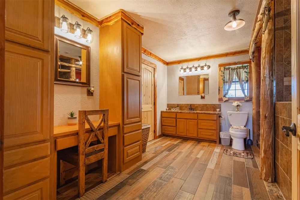 508 Hubert Cryer Road Zavalla, TX 75980