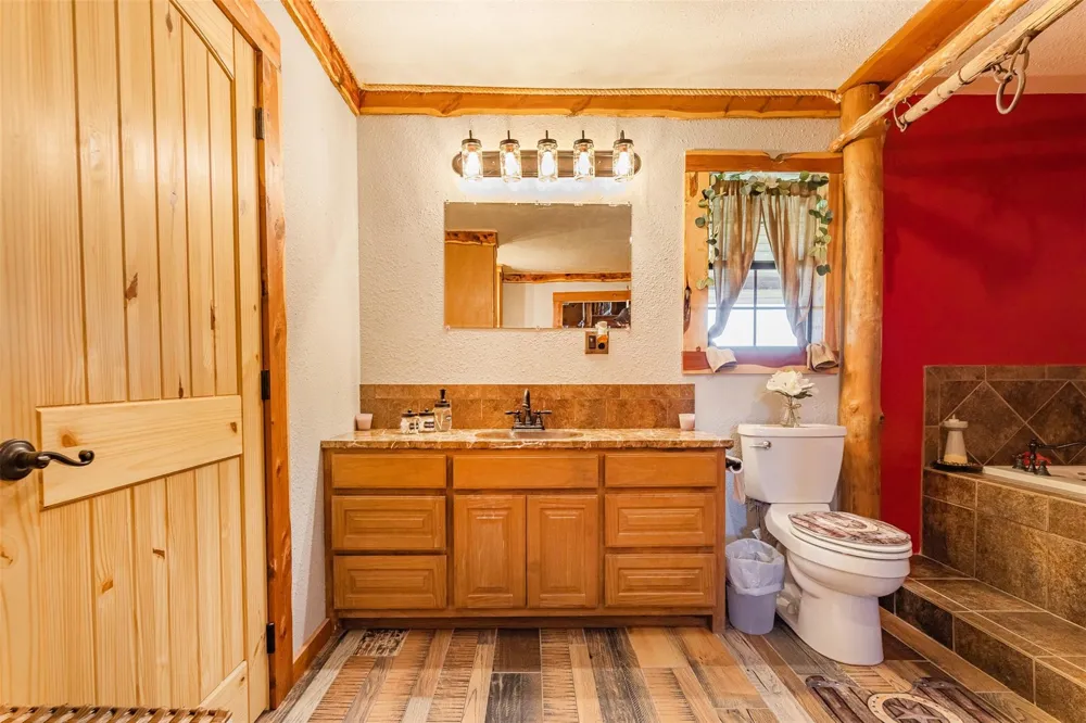 508 Hubert Cryer Road Zavalla, TX 75980