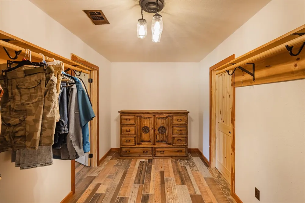508 Hubert Cryer Road Zavalla, TX 75980