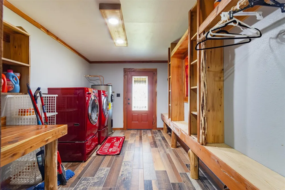 508 Hubert Cryer Road Zavalla, TX 75980
