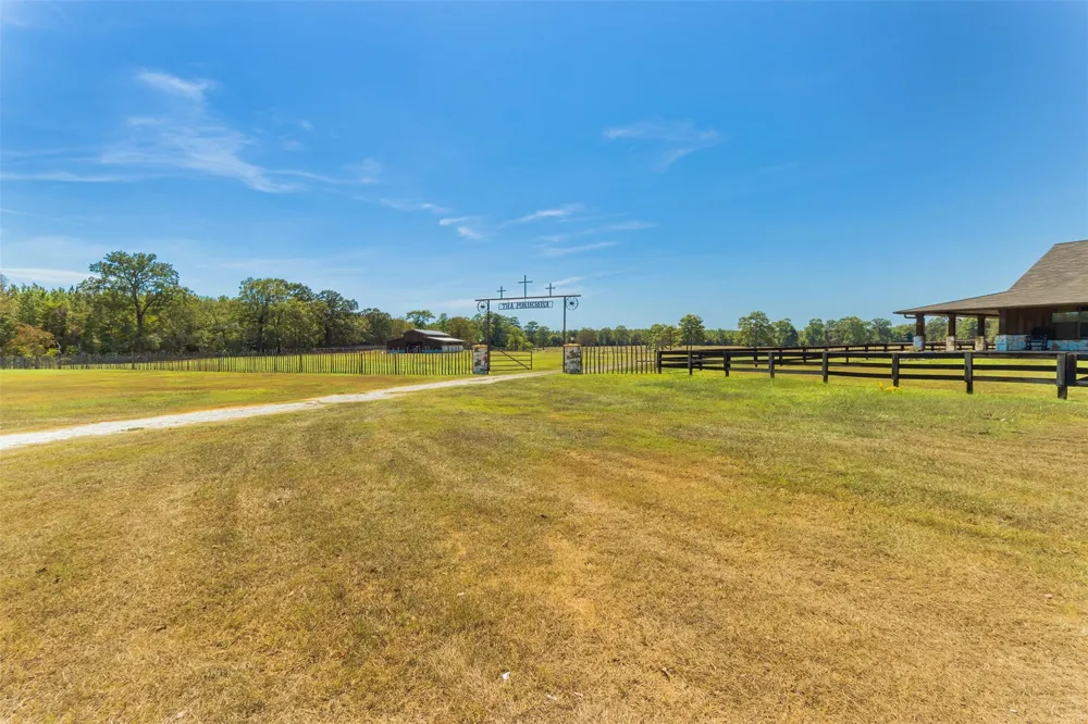 508 Hubert Cryer Road Zavalla, TX 75980