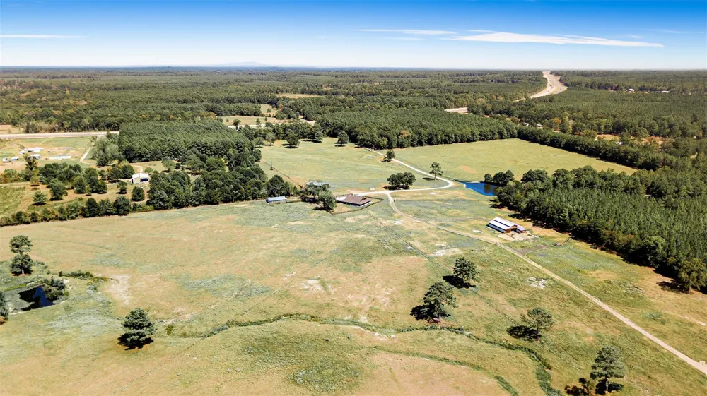 508 Hubert Cryer Road Zavalla, TX 75980