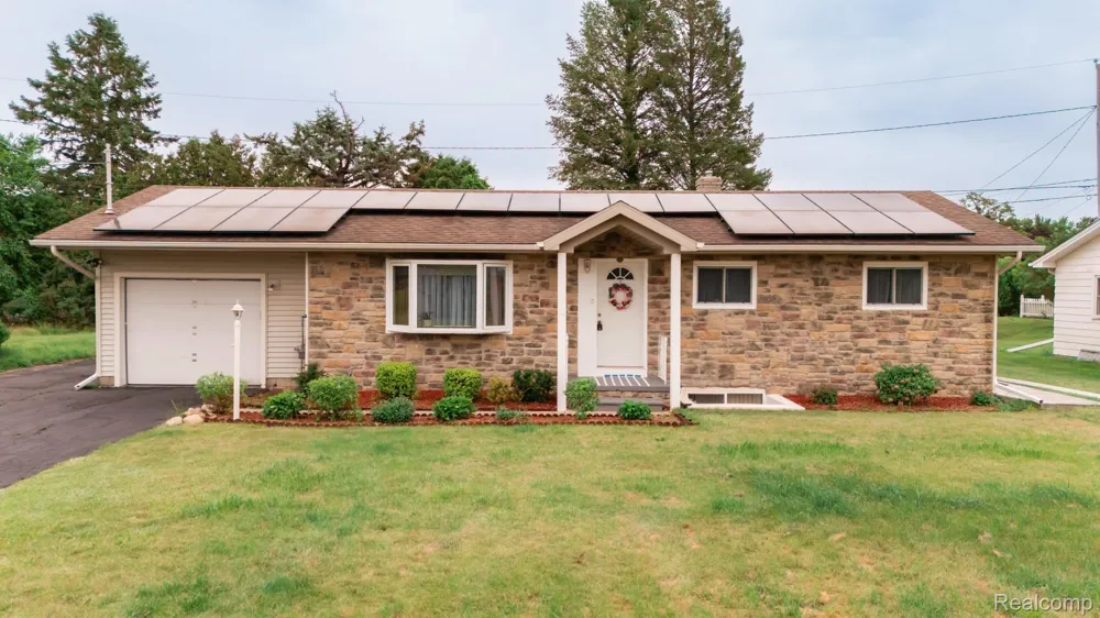 3882 Okemos Road Meridian Charter Township, MI 48864