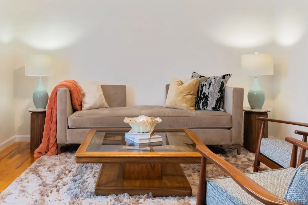 3882 Okemos Road Meridian Charter Township, MI 48864