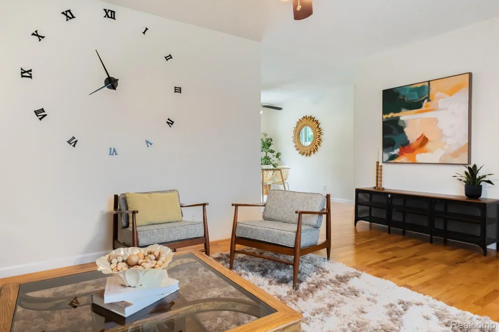 3882 Okemos Road Meridian Charter Township, MI 48864
