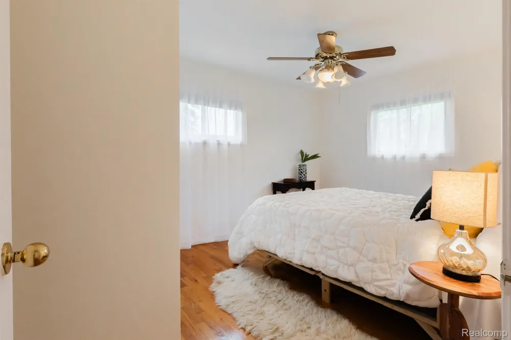 3882 Okemos Road Meridian Charter Township, MI 48864