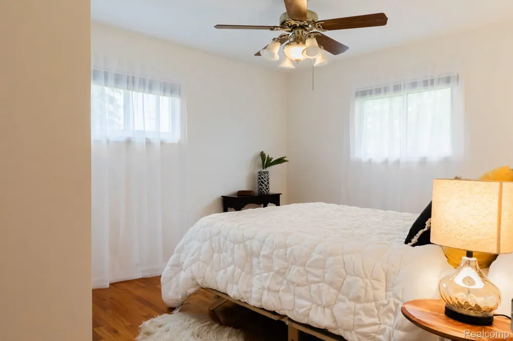 3882 Okemos Road Meridian Charter Township, MI 48864