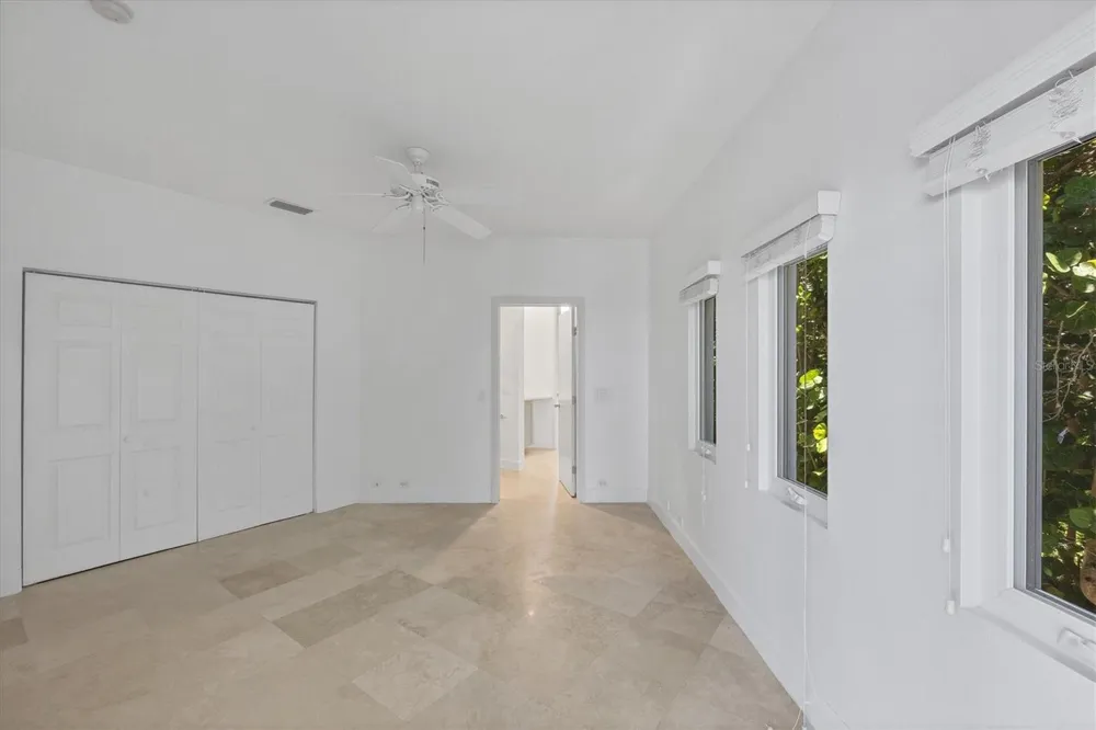 5801 GULF OF MEXICO DRIVE Longboat Key, FL 34228