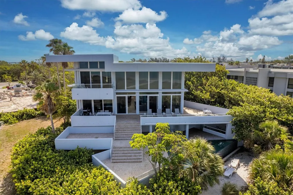 5801 GULF OF MEXICO DRIVE Longboat Key, FL 34228