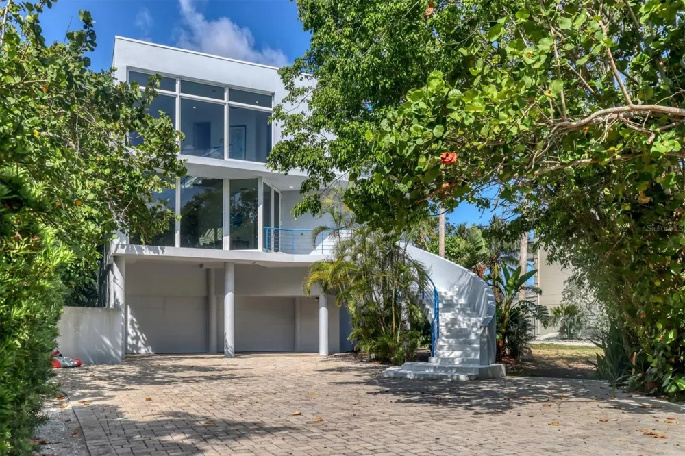 5801 GULF OF MEXICO DRIVE Longboat Key, FL 34228