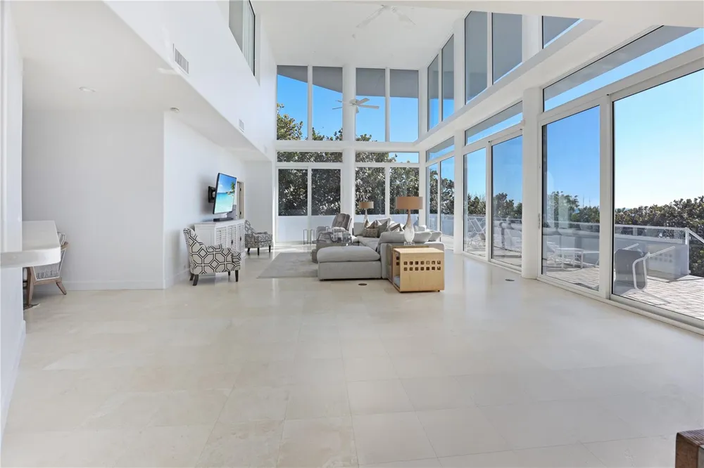 5801 GULF OF MEXICO DRIVE Longboat Key, FL 34228