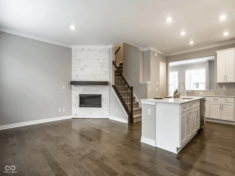 11581 Fulham Street Carmel, IN 46032