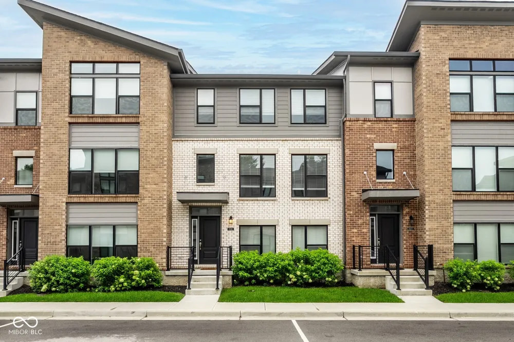 11581 Fulham Street Carmel, IN 46032