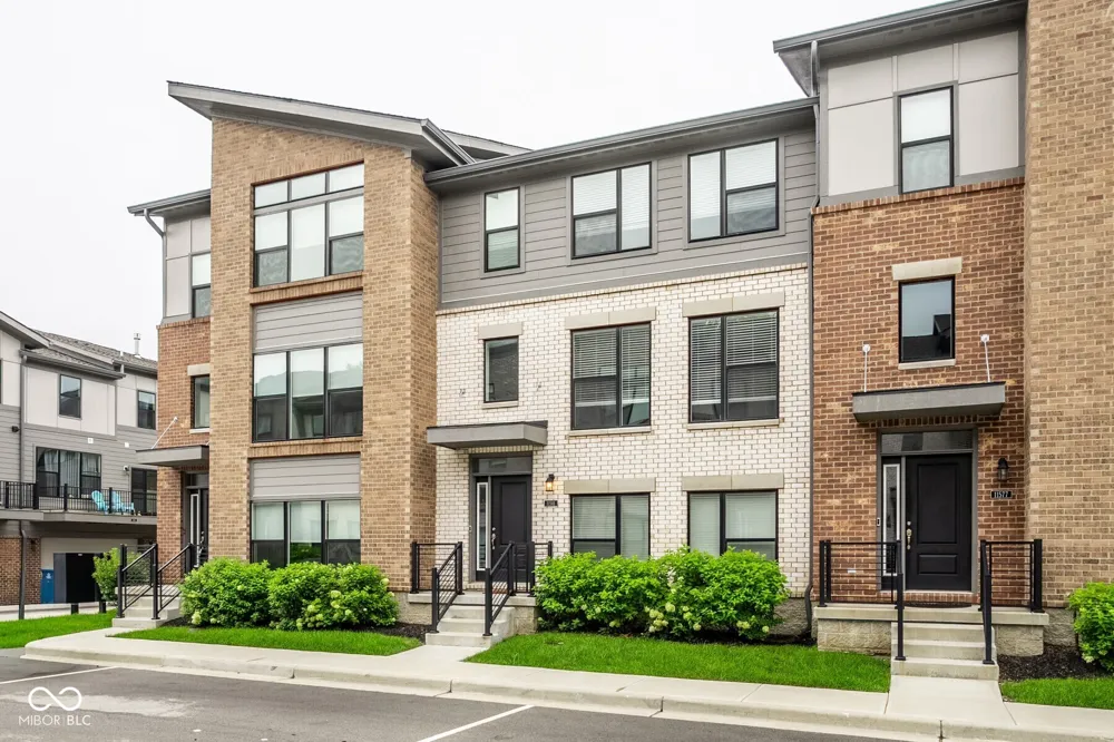 11581 Fulham Street Carmel, IN 46032