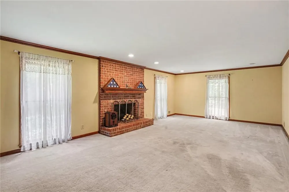 112 Singletree Stockbridge, GA 30281
