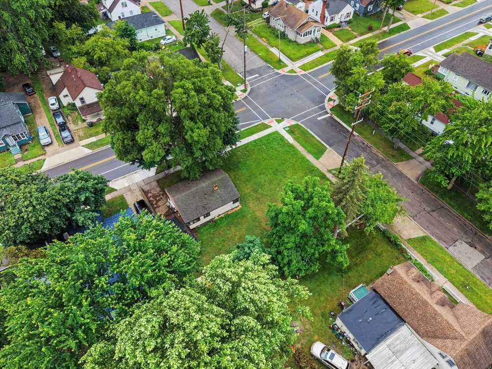 15381542 Hudson Street Muskegon, MI 49441