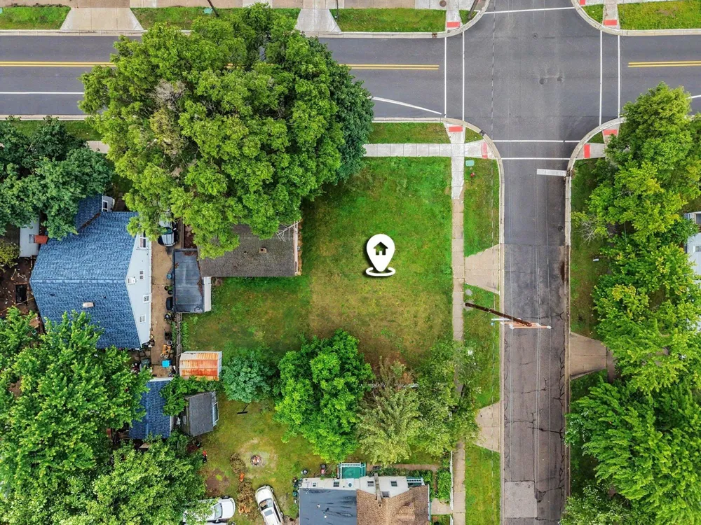15381542 Hudson Street Muskegon, MI 49441