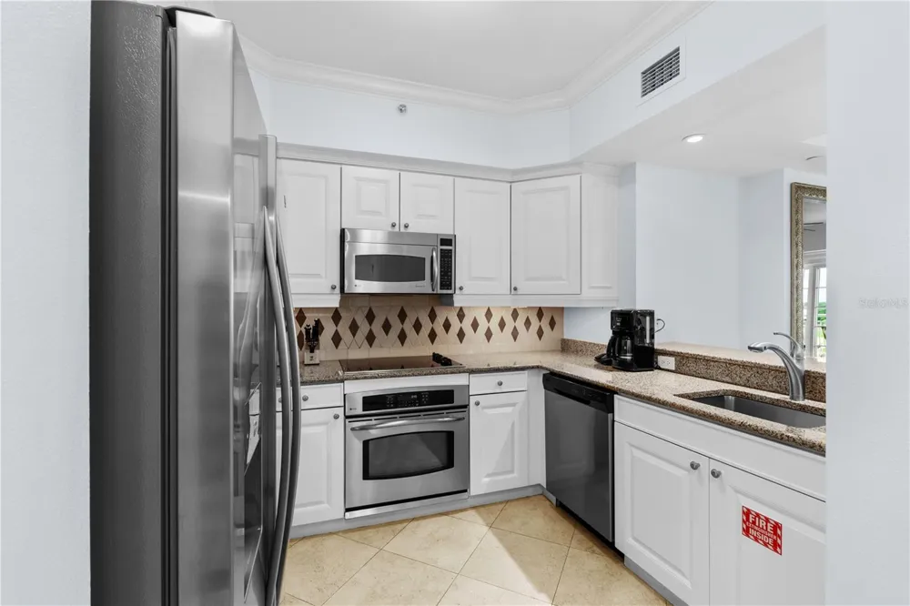 7593 GATHERING DRIVE #307 Kissimmee, FL 34747