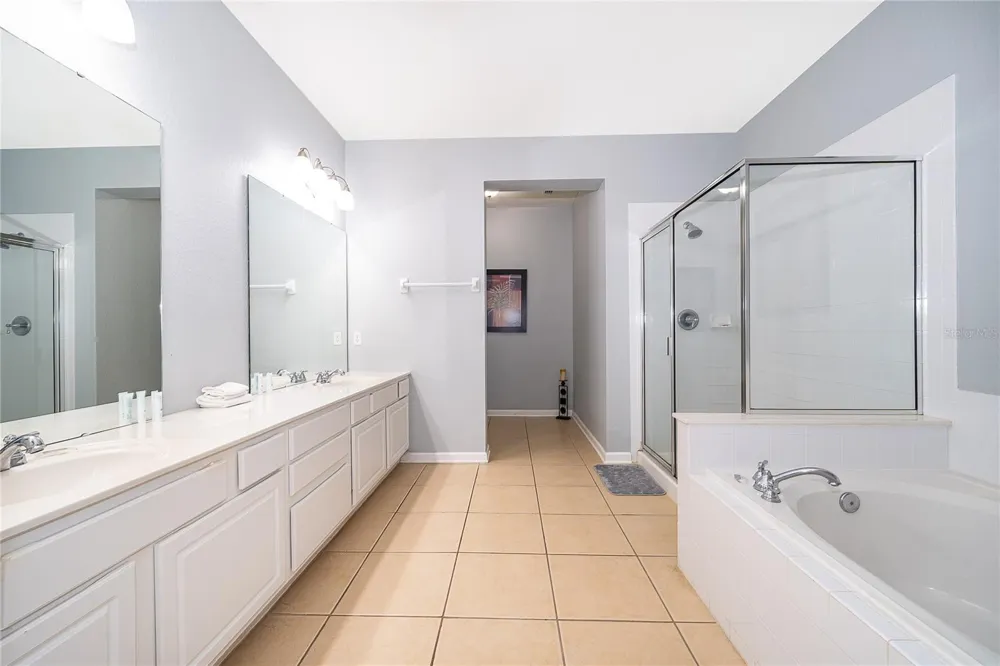 5036 SHOREWAY LOOP #20705 Orlando, FL 32819
