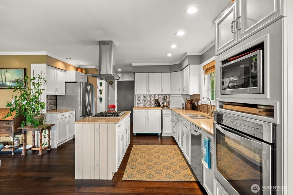 1103 S Aberdeen Street Westport, WA 98595