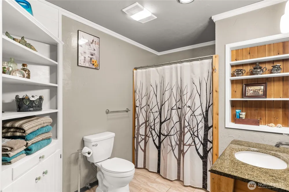 1103 S Aberdeen Street Westport, WA 98595
